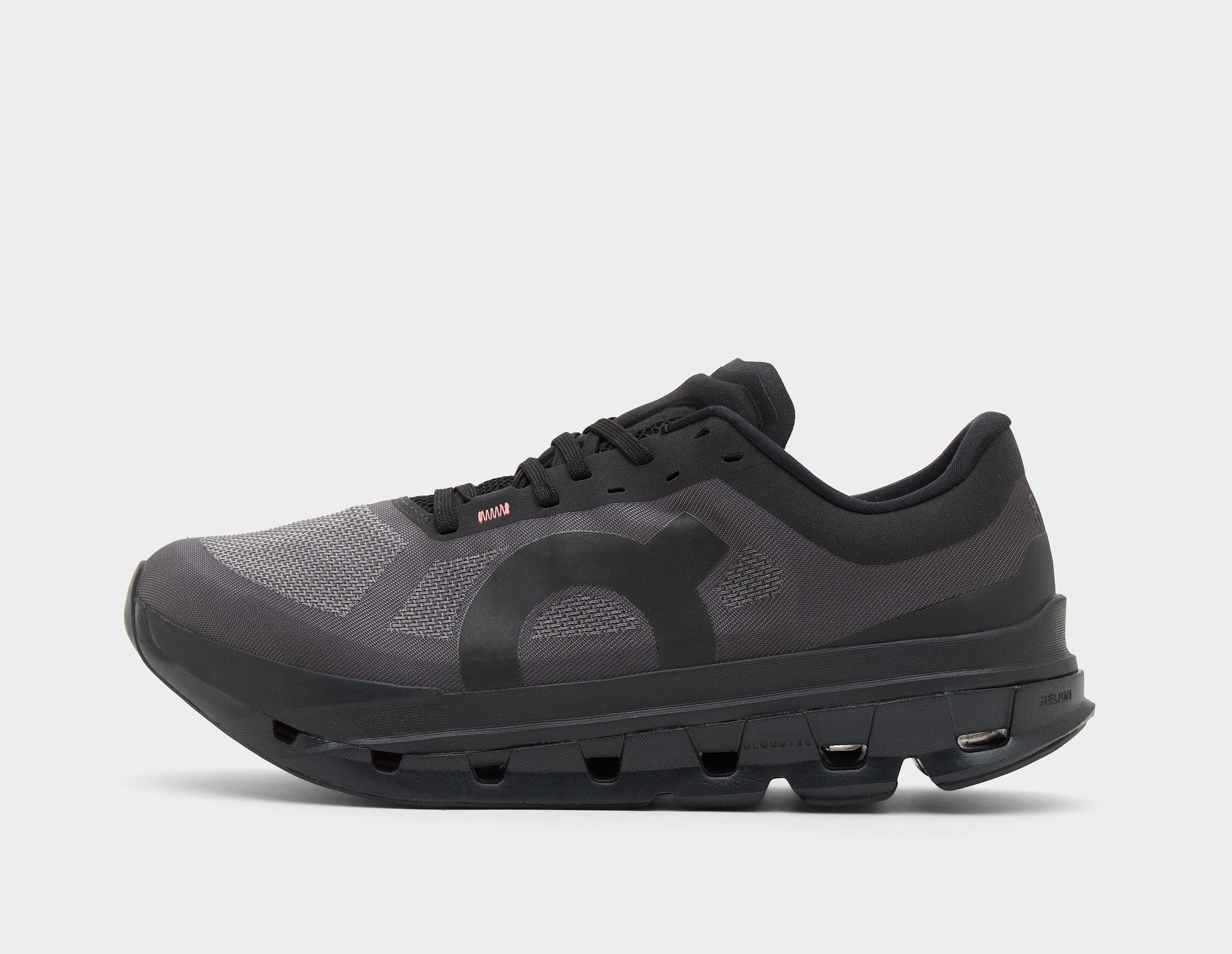 On Running Cloudflow 5, negro