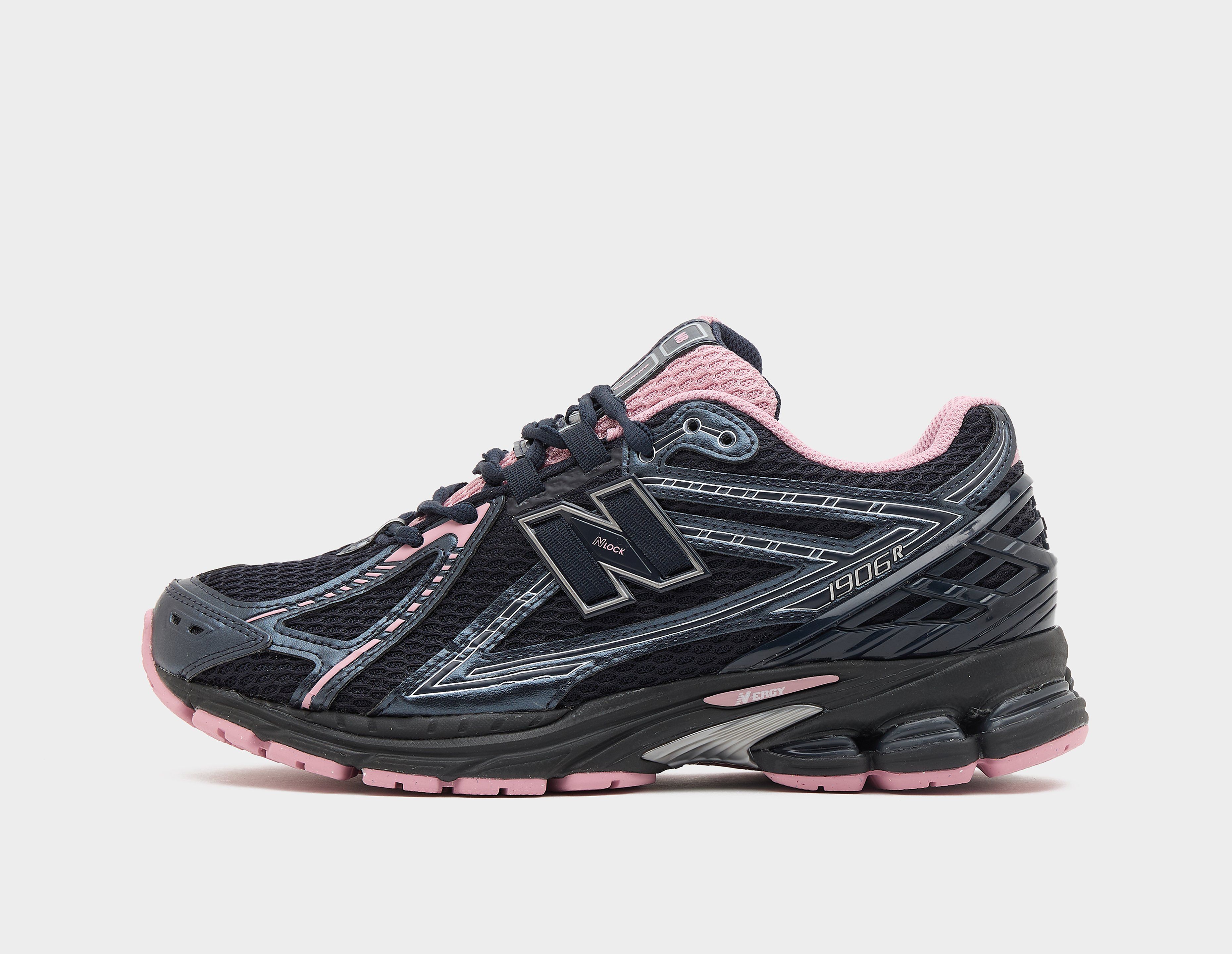 New Balance 1906R, black