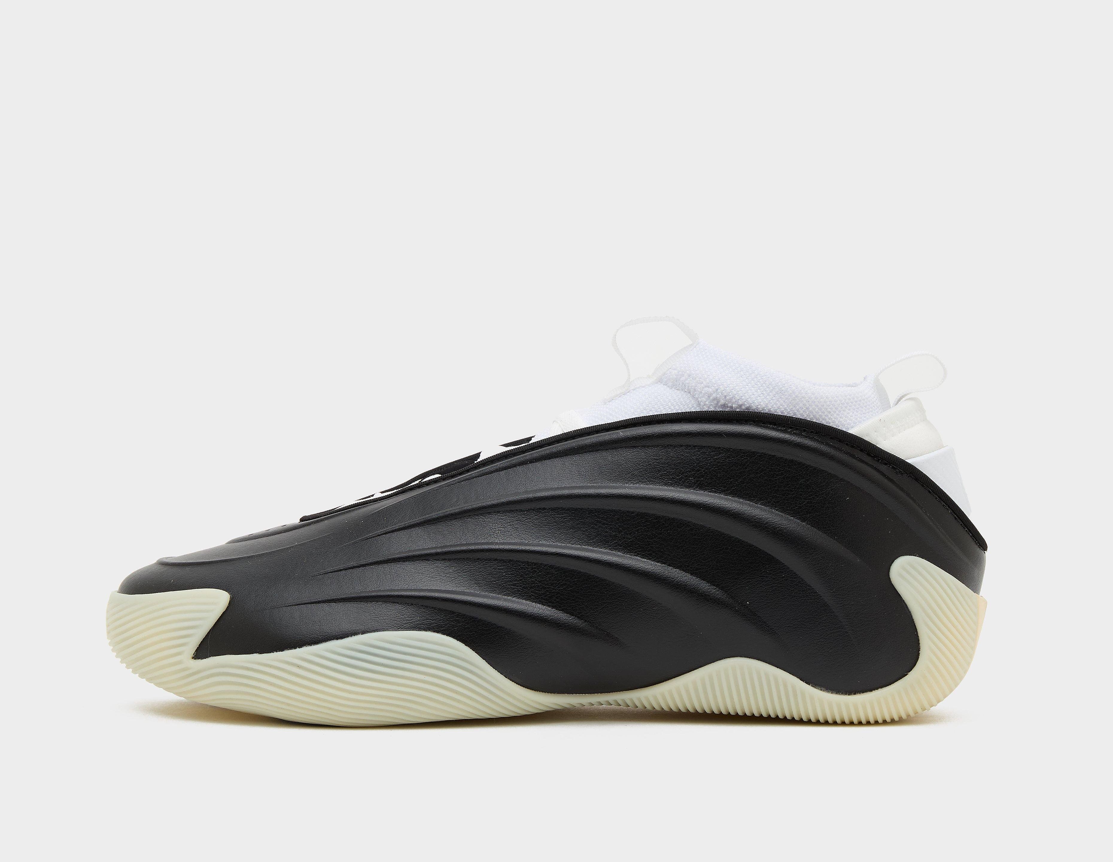 Adidas Harden Volume 9, zwart
