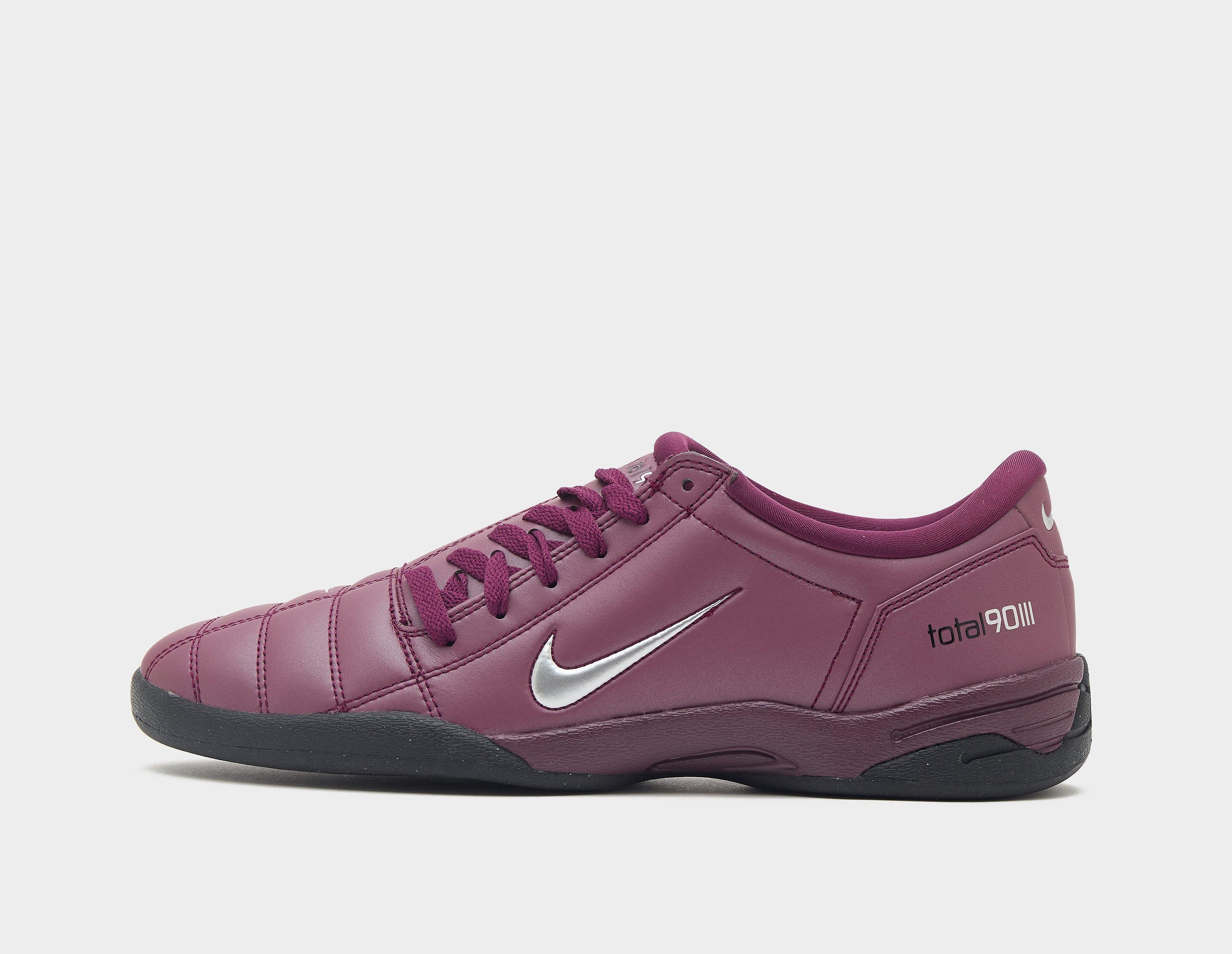 Nike Total 90, Viola