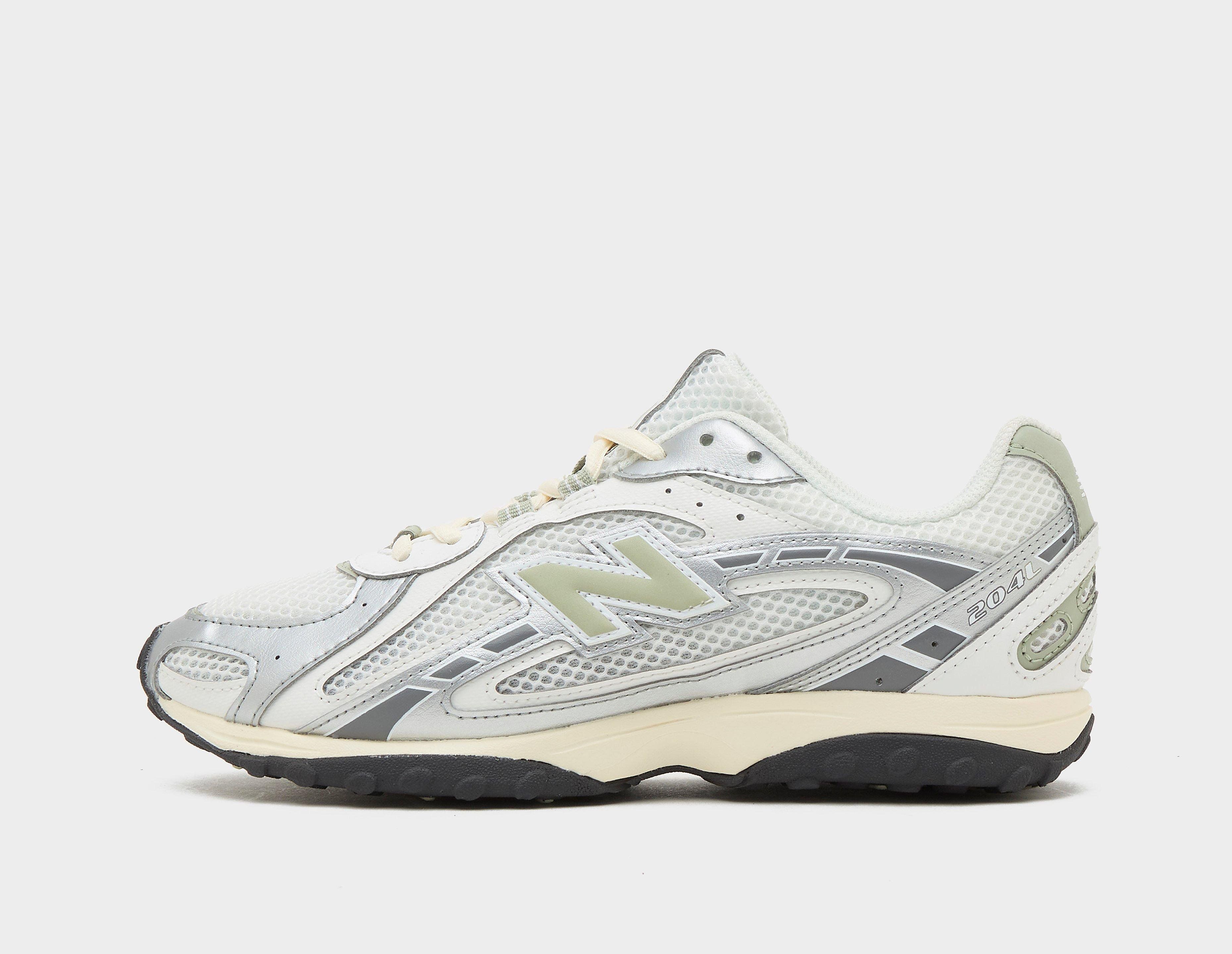 New Balance 204L Women's, plateado