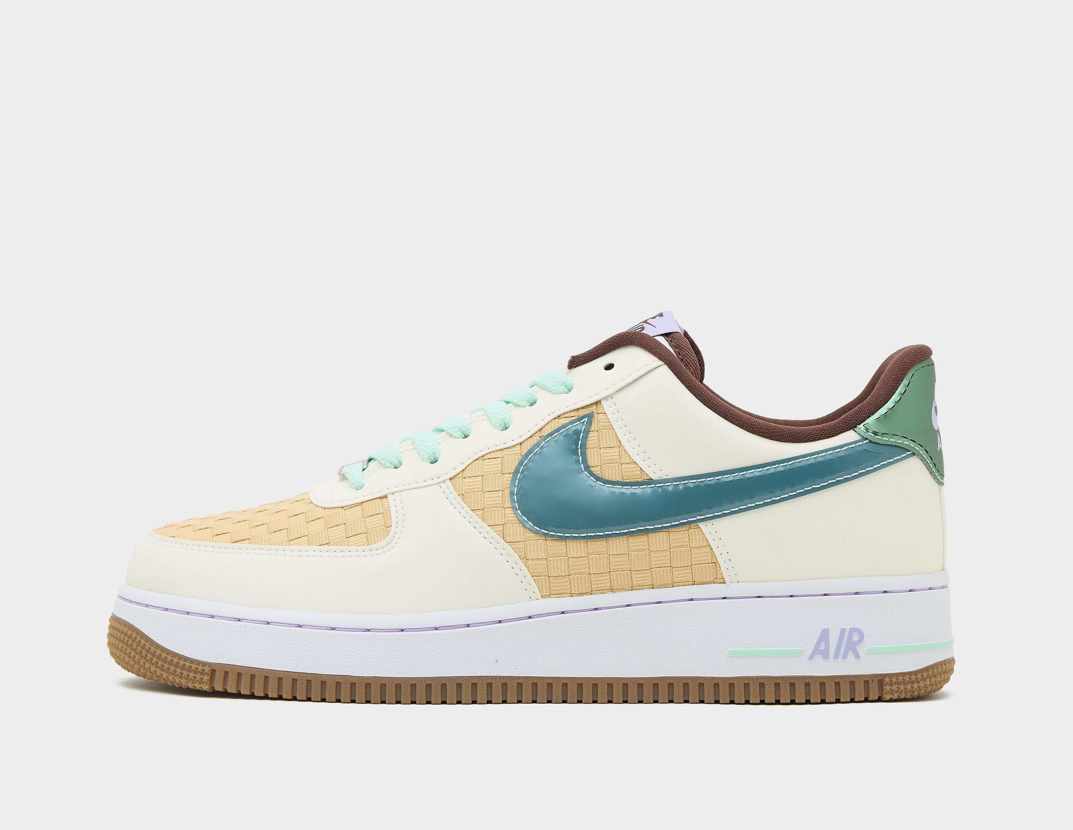 NIKE AIR FORCE 1 - SizeOfficial