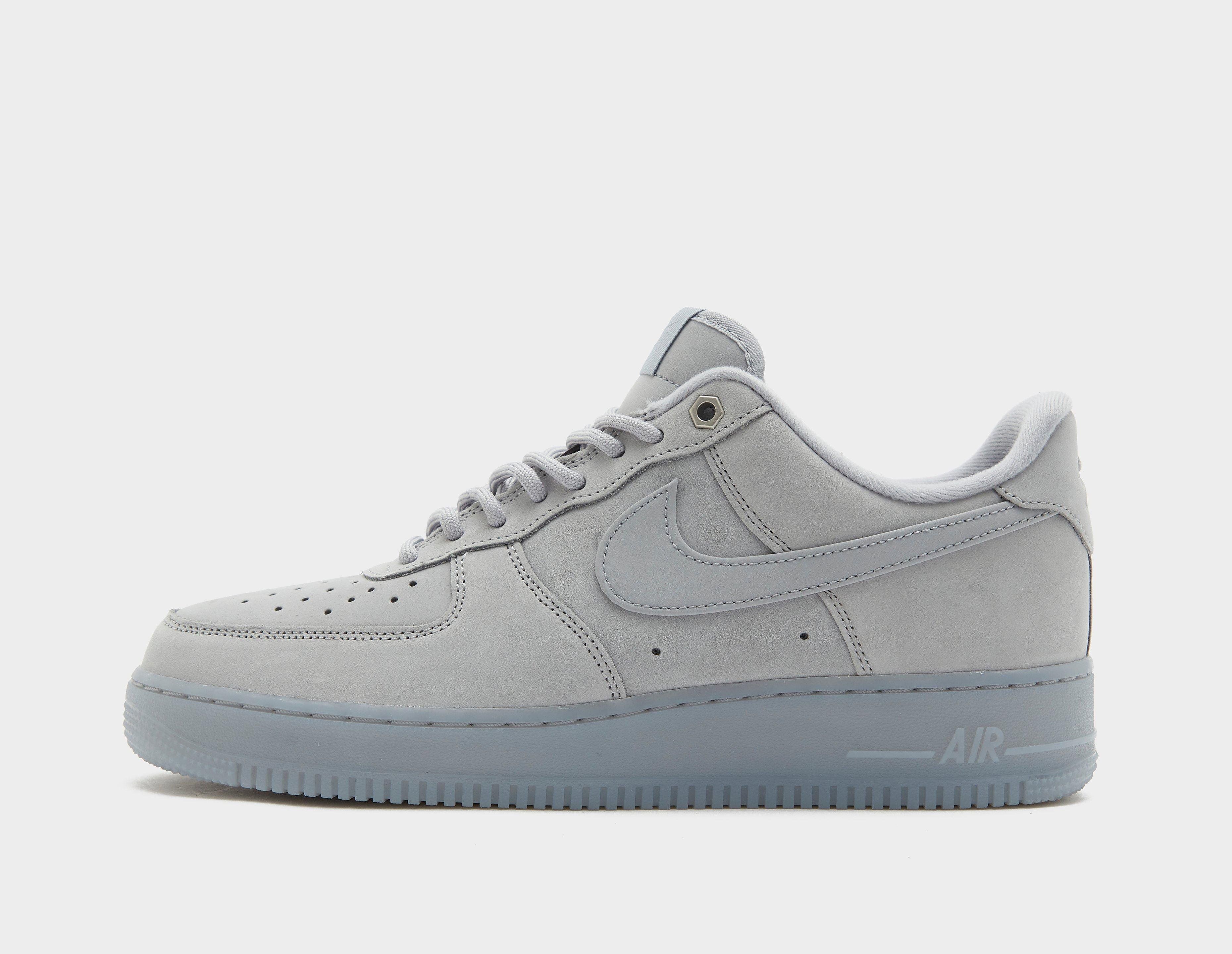 NIKE AIR FORCE 1 - SizeOfficial
