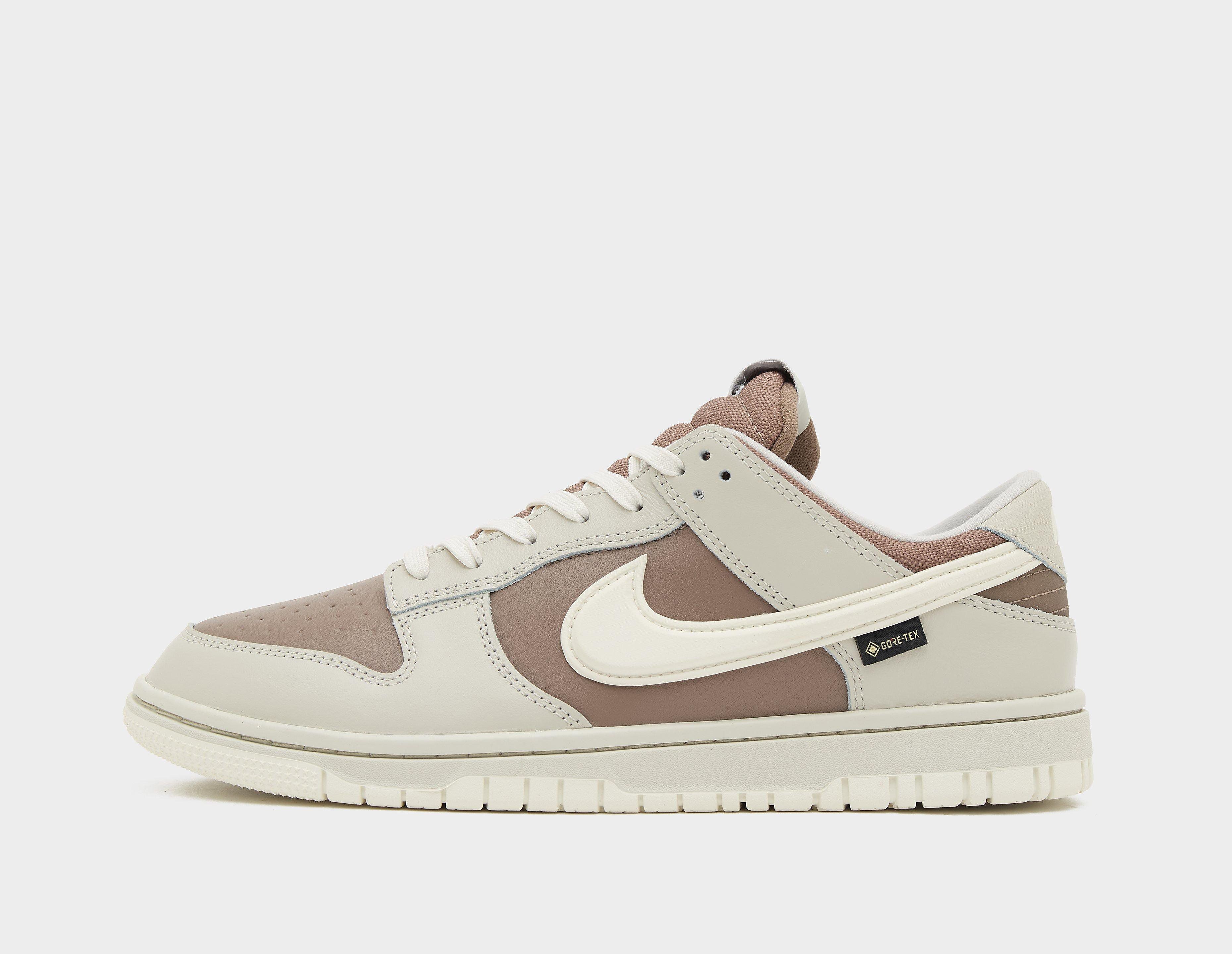 NIKE DUNK LOW - SizeOfficial