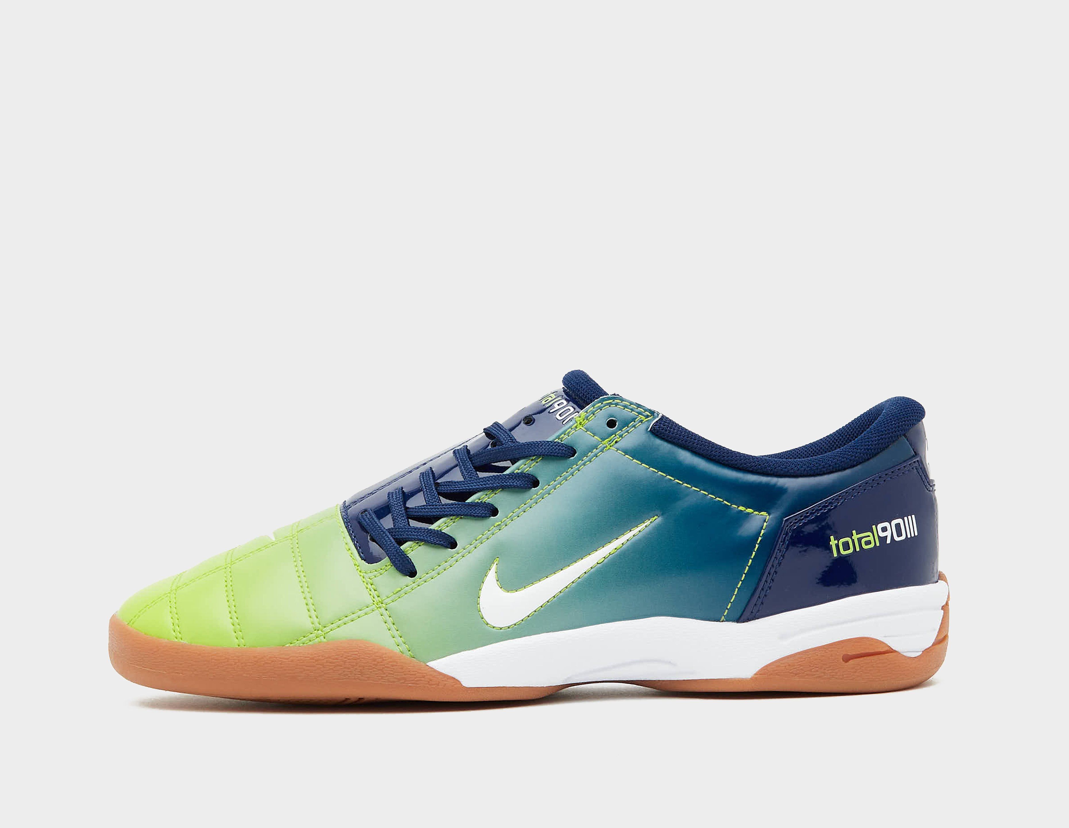 Nike Total 90, negro