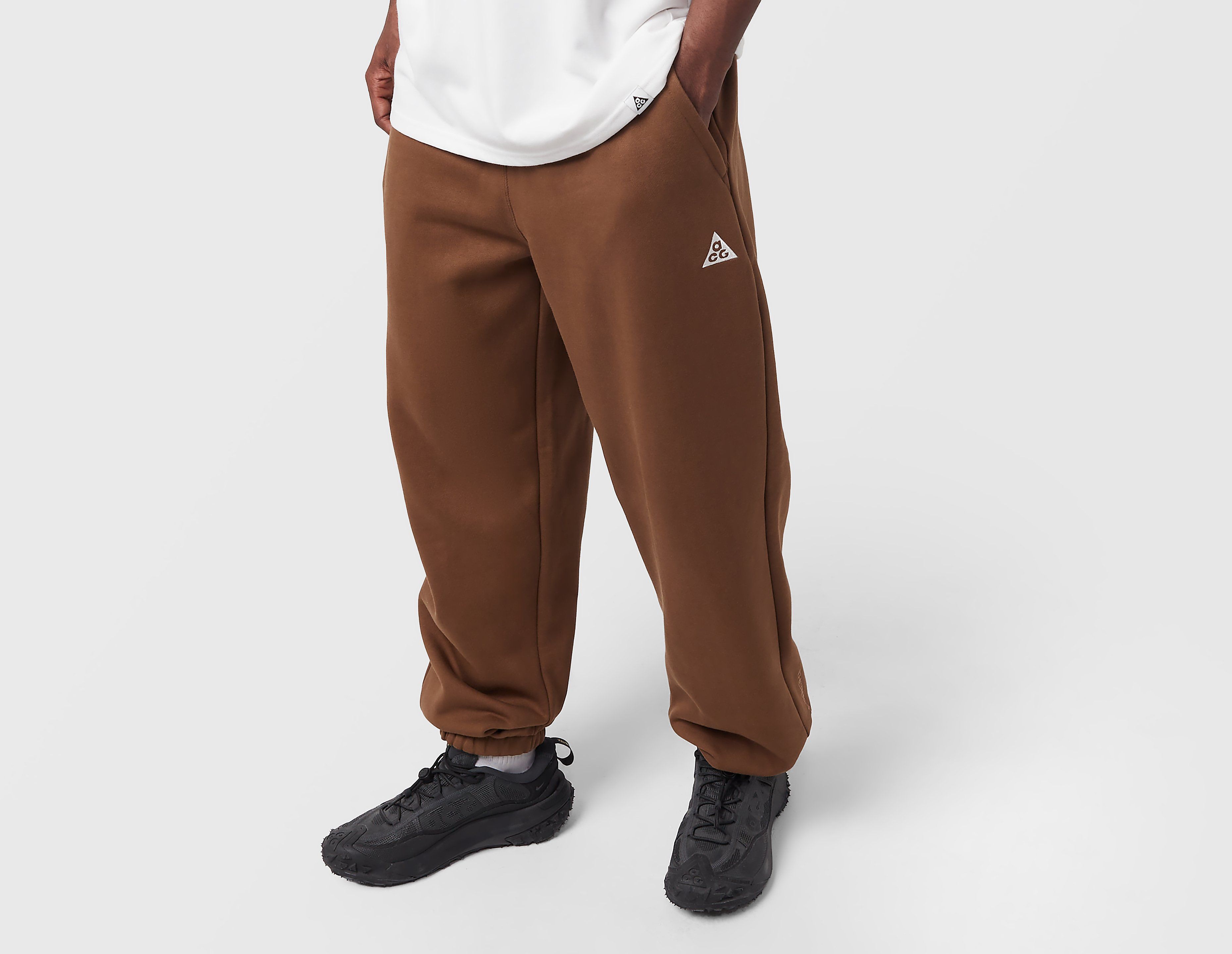 Nike ACG 'Tuff Fleece' Trousers, bruin