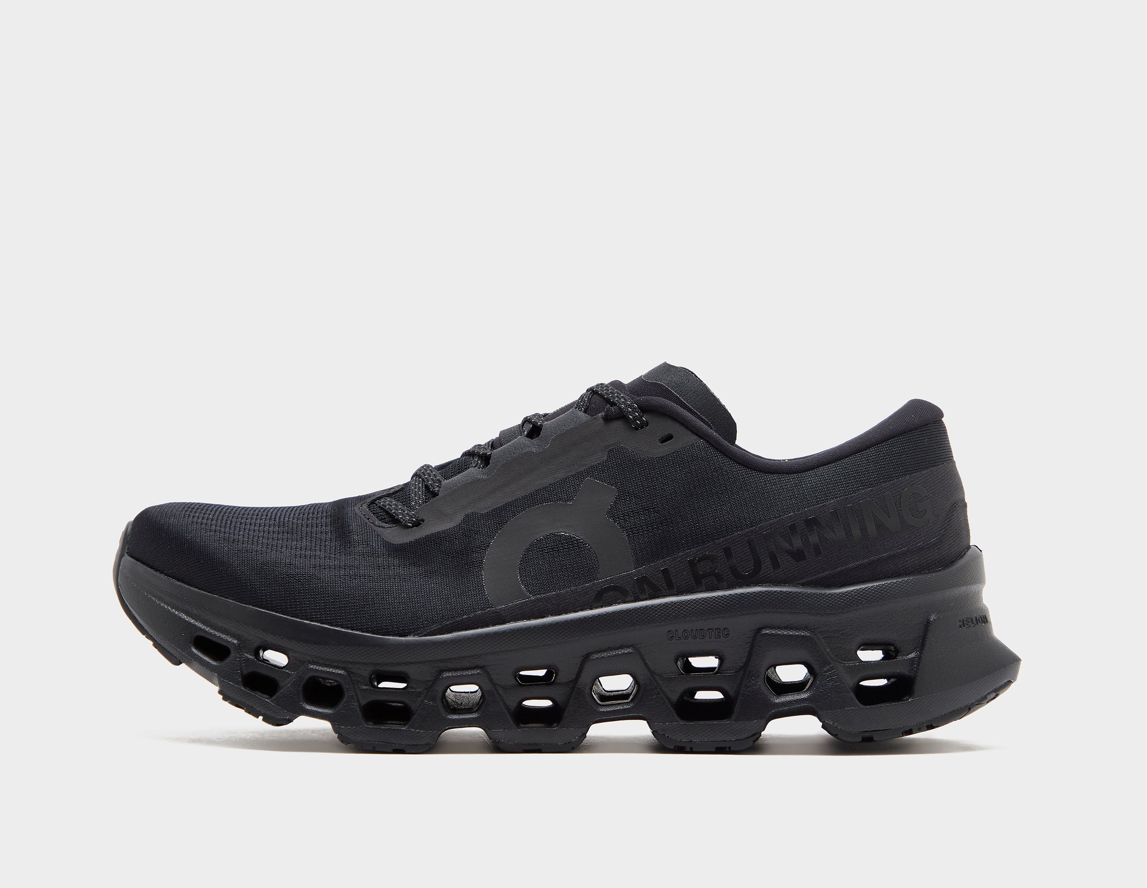 On Running Cloudmonster, negro