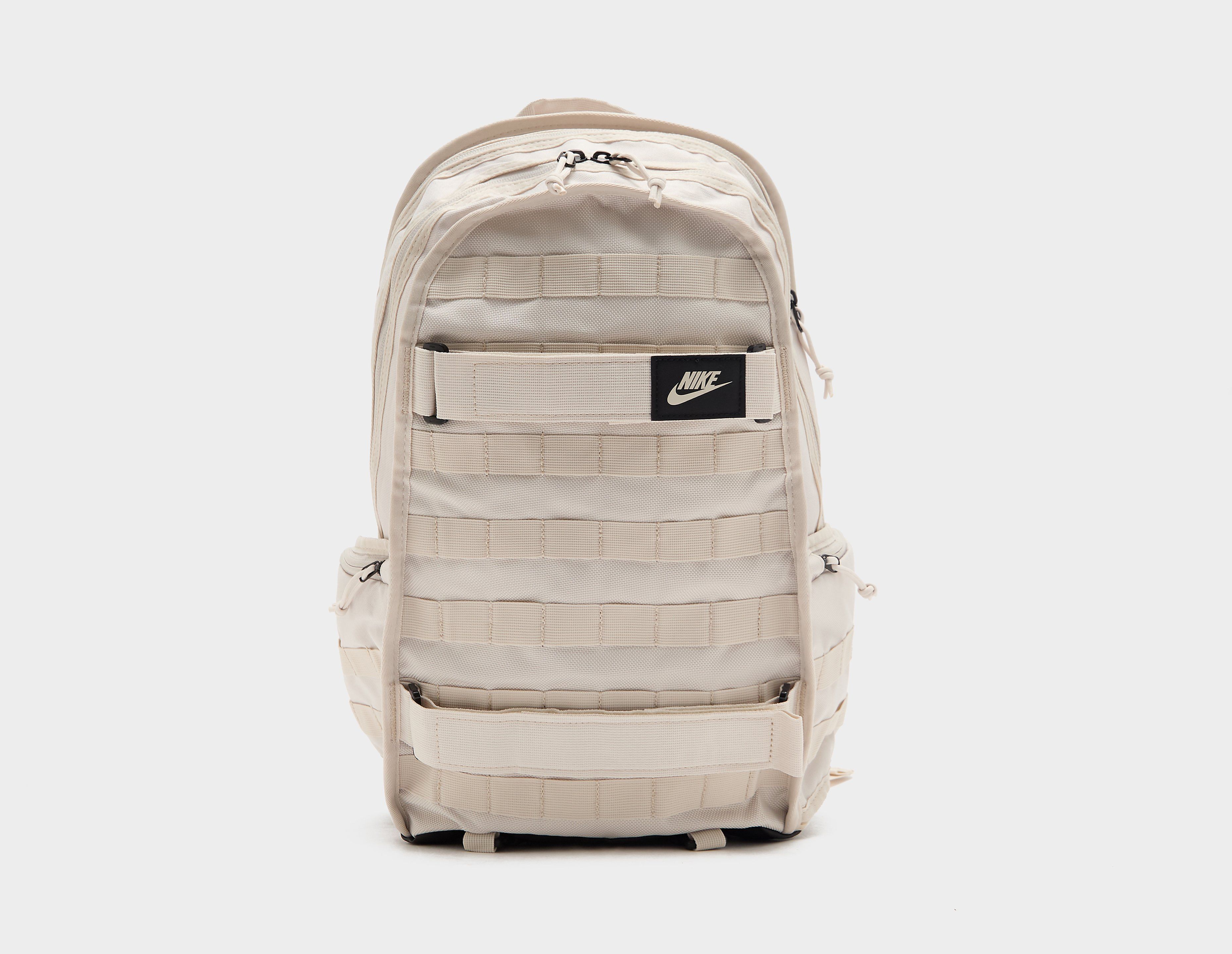 Nike mochila Sportswear RPM, blanco