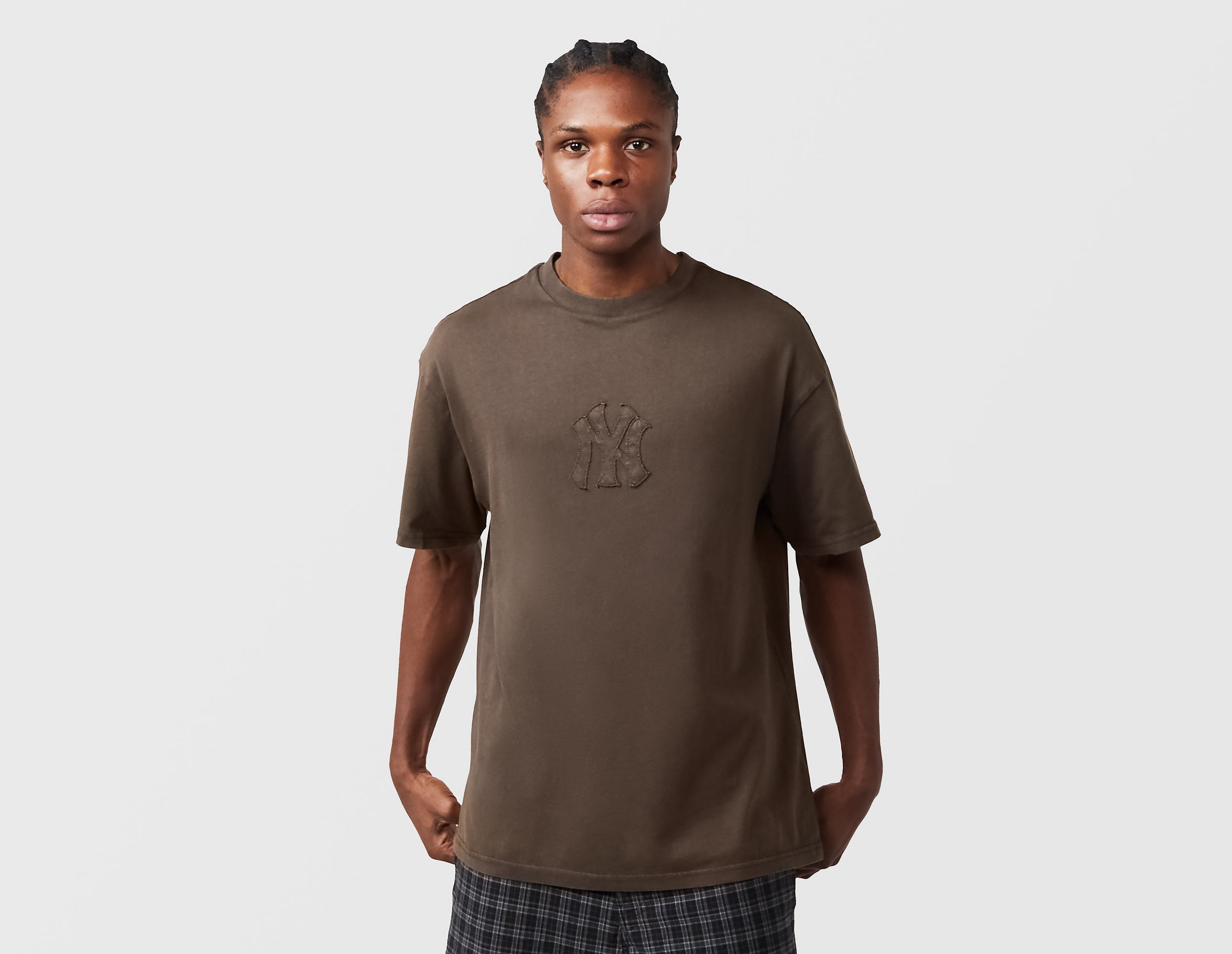 Home Grown x New Era MLB T-Shirt, marrón