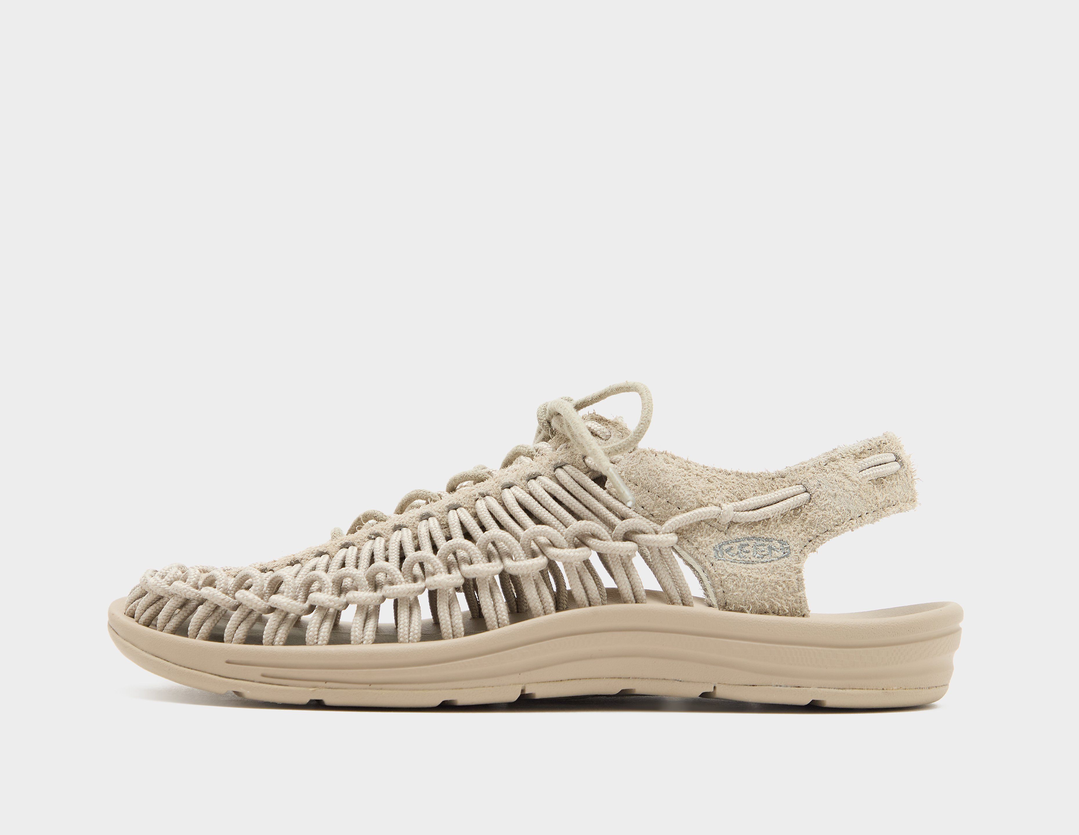 Keen Uneek Sandals para mujer, beige