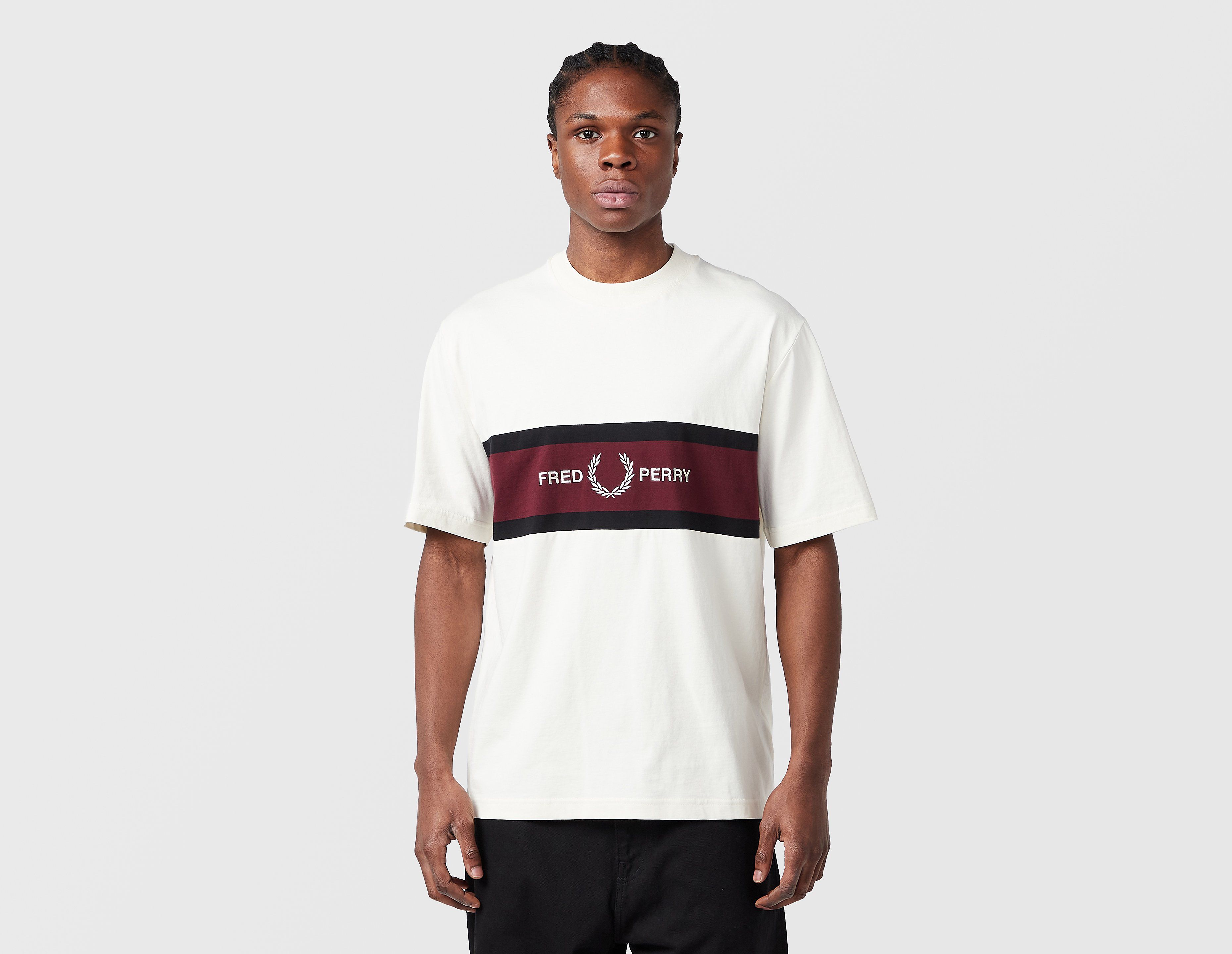 Fred Perry Embroidered Panel T-Shirt, blanco