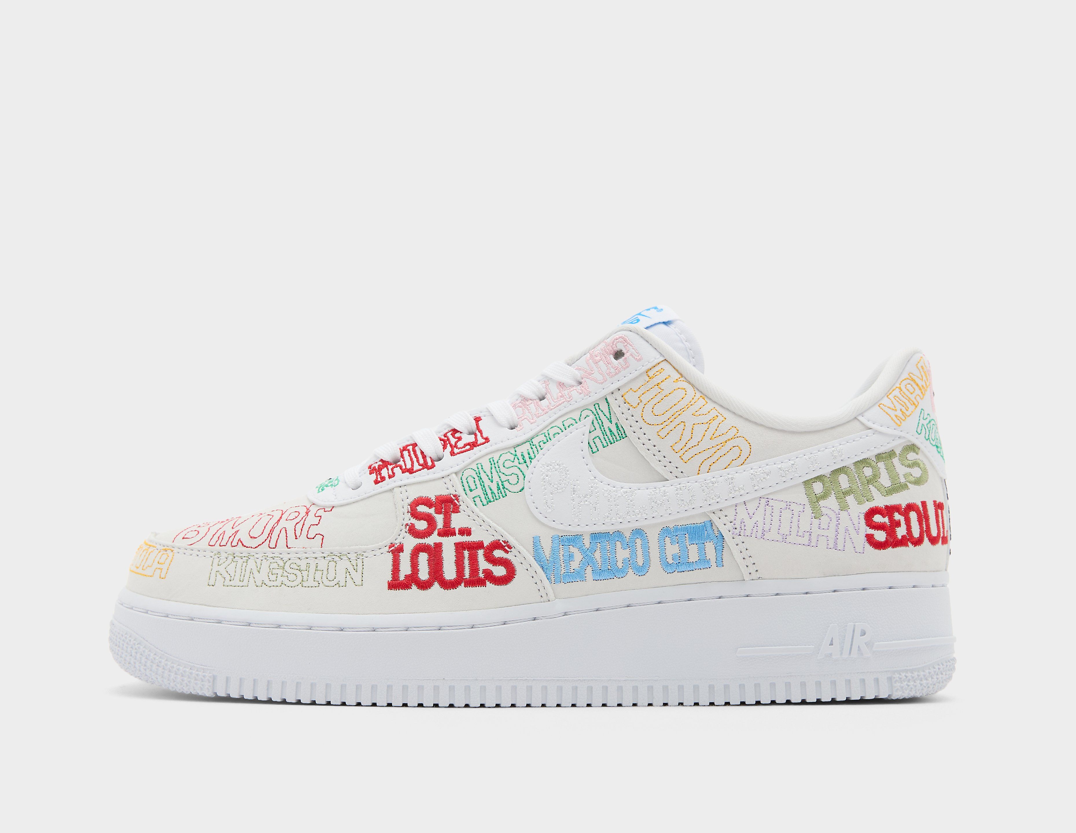 Nike Air Force 1 Low 'World Tour', blanco