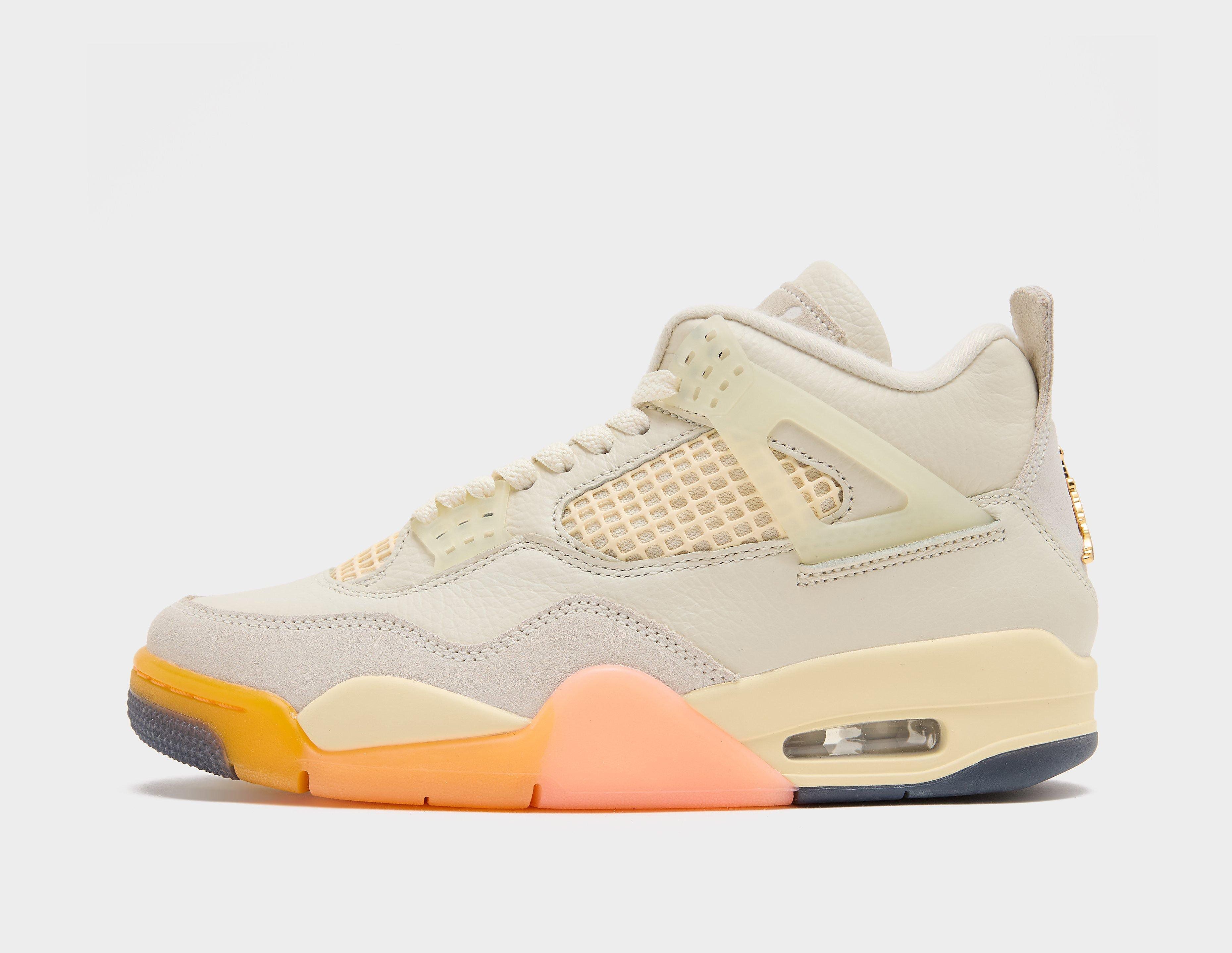 Jordan Air 4 Femme, beige