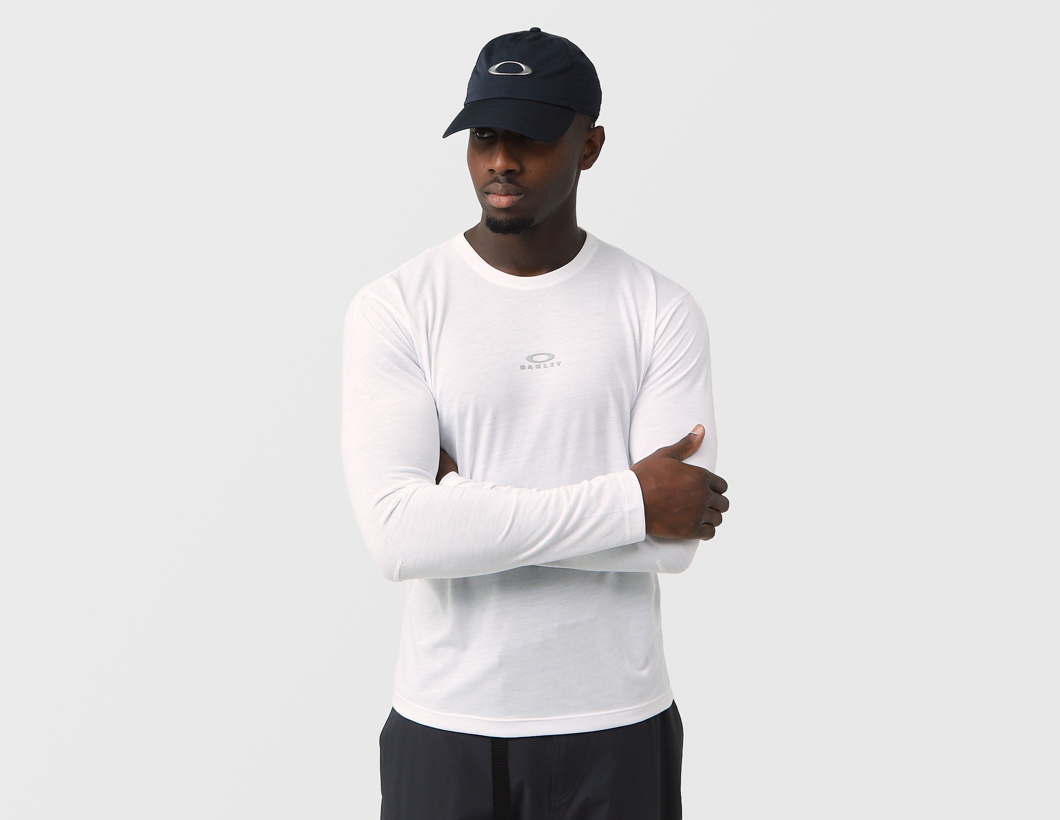Oakley Edge Force Long Sleeve T-Shirt, wit