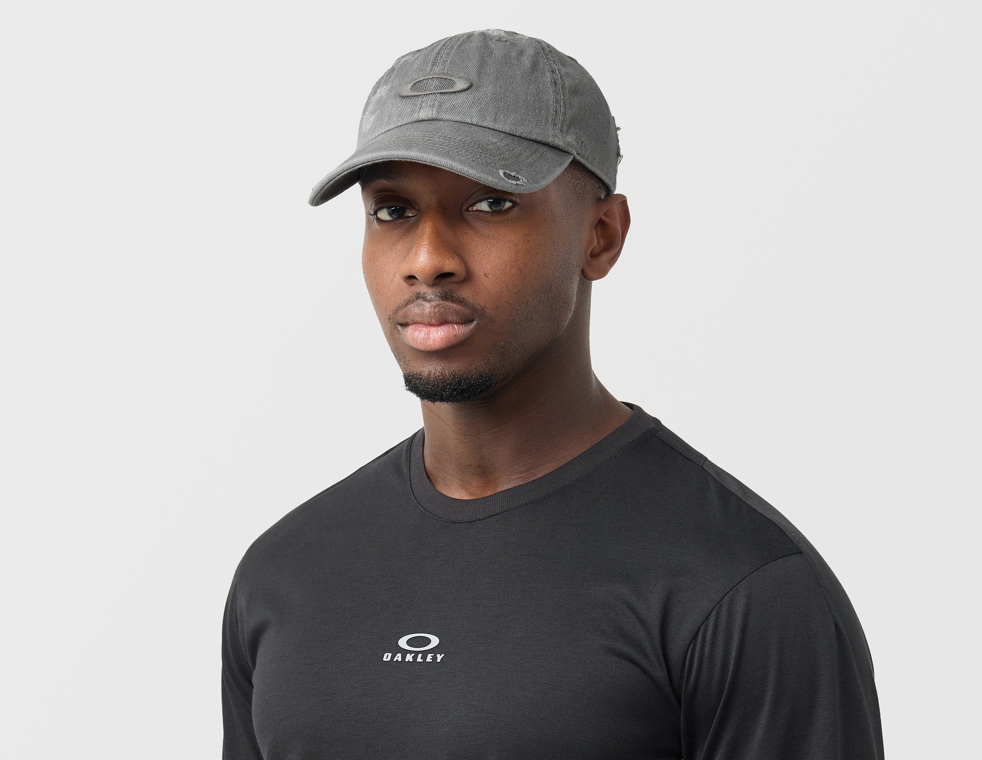 Oakley Reserve Distressed Cap, grijs