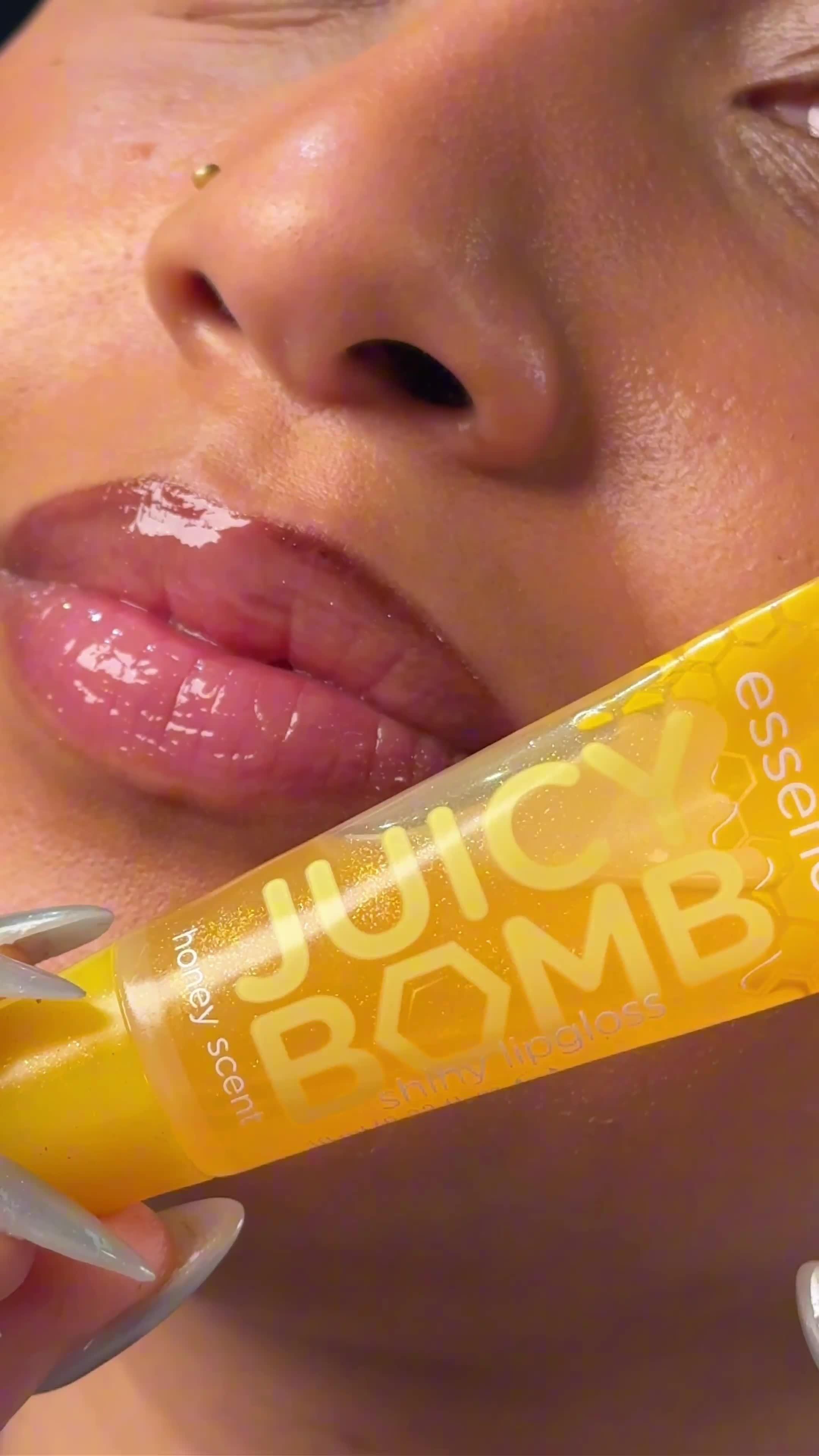 essence Juicy Bomb Wereld Honey Bomb product