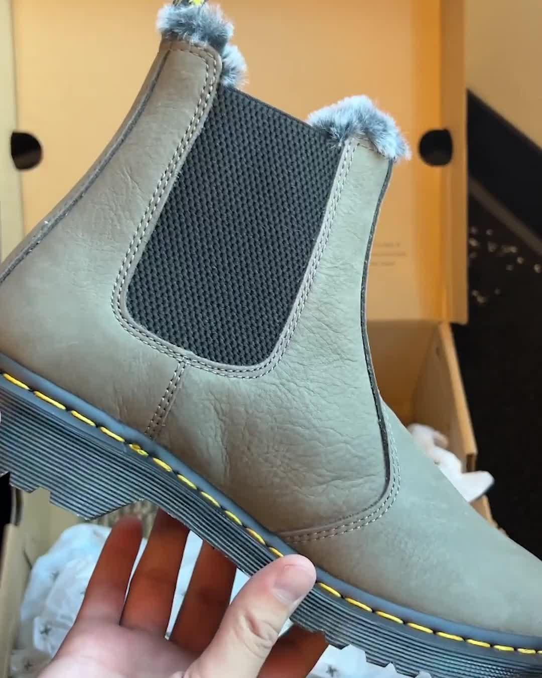 Dr martens leonore chelsea boots best sale