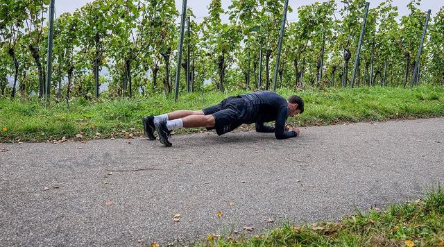 Station 6 Plank - Trimm Dich Pfad Heilbronn