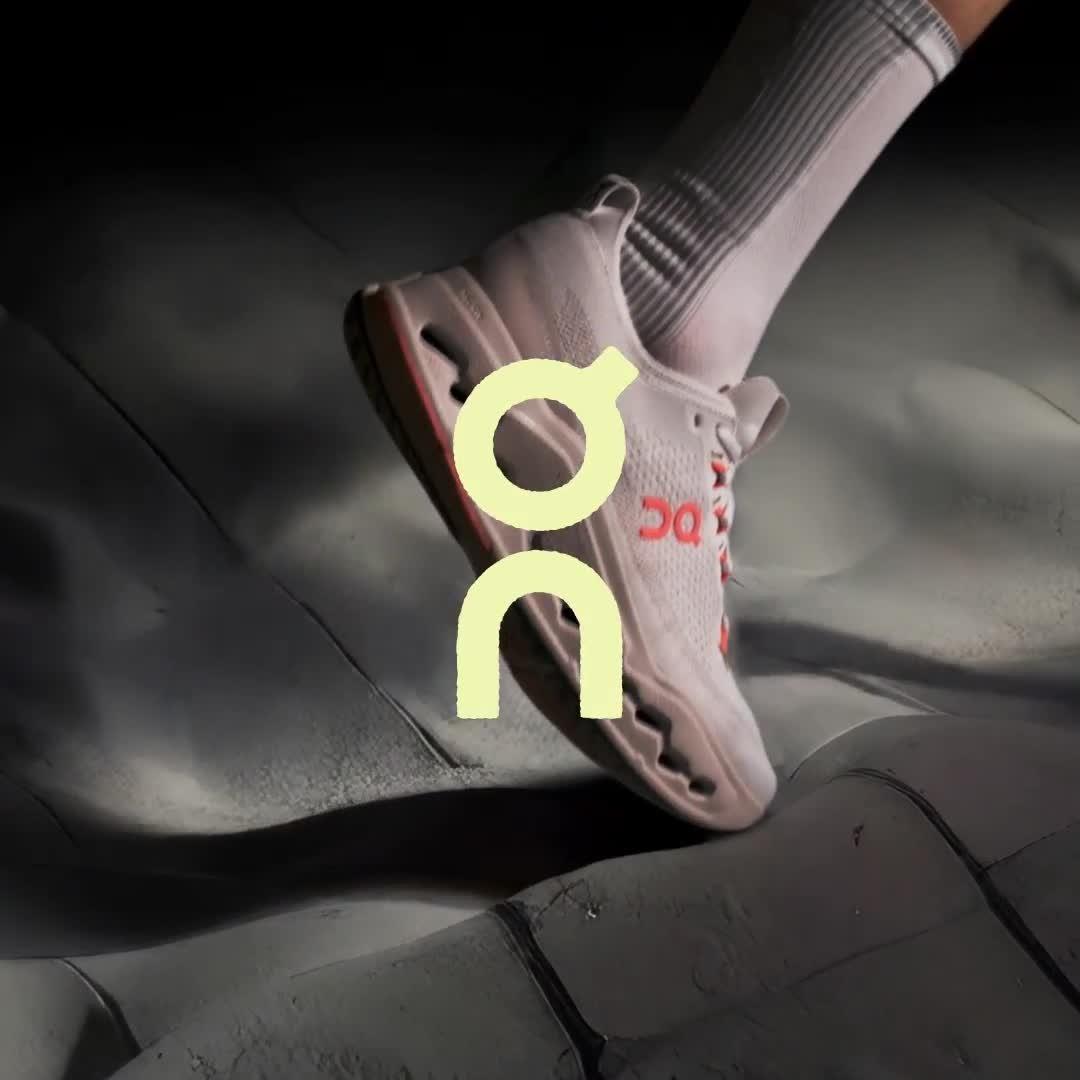 On Cloudsurfer Max Laufschuhe bei INTERSPORT entdecken