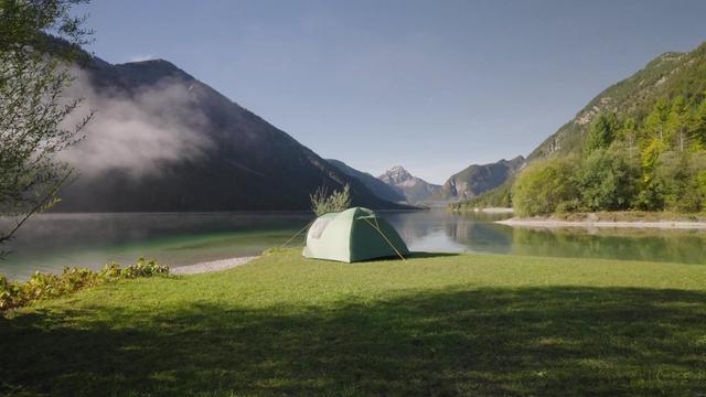 McKINLEY Wanderbekleidung & Outdoorschuhe bei INTERSPORT shoppen