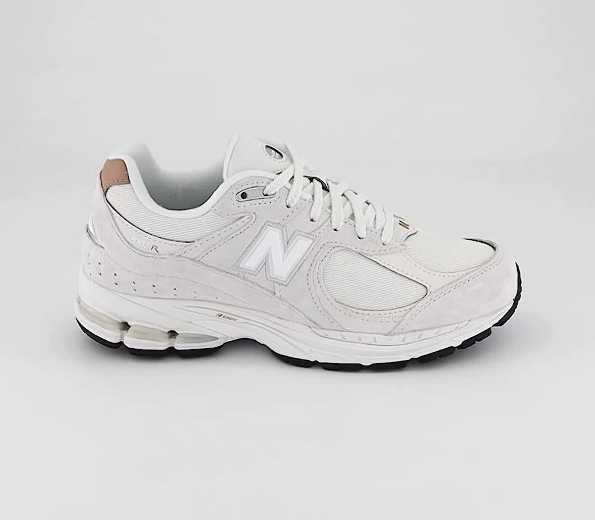 New Balance 2002R Trainers Reflection White Women s Trainers