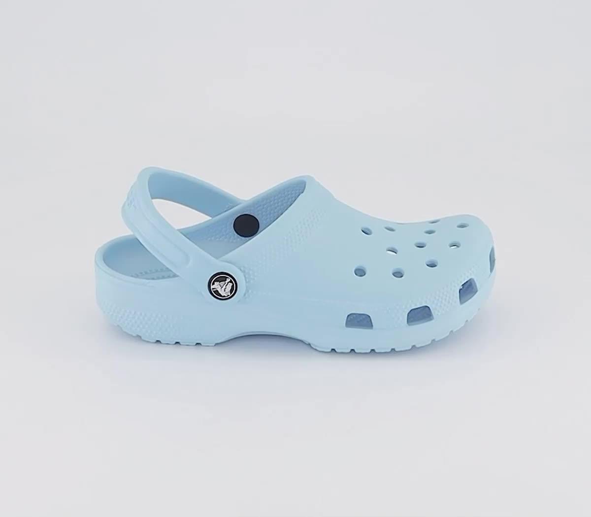 Sky blue hot sale crocs