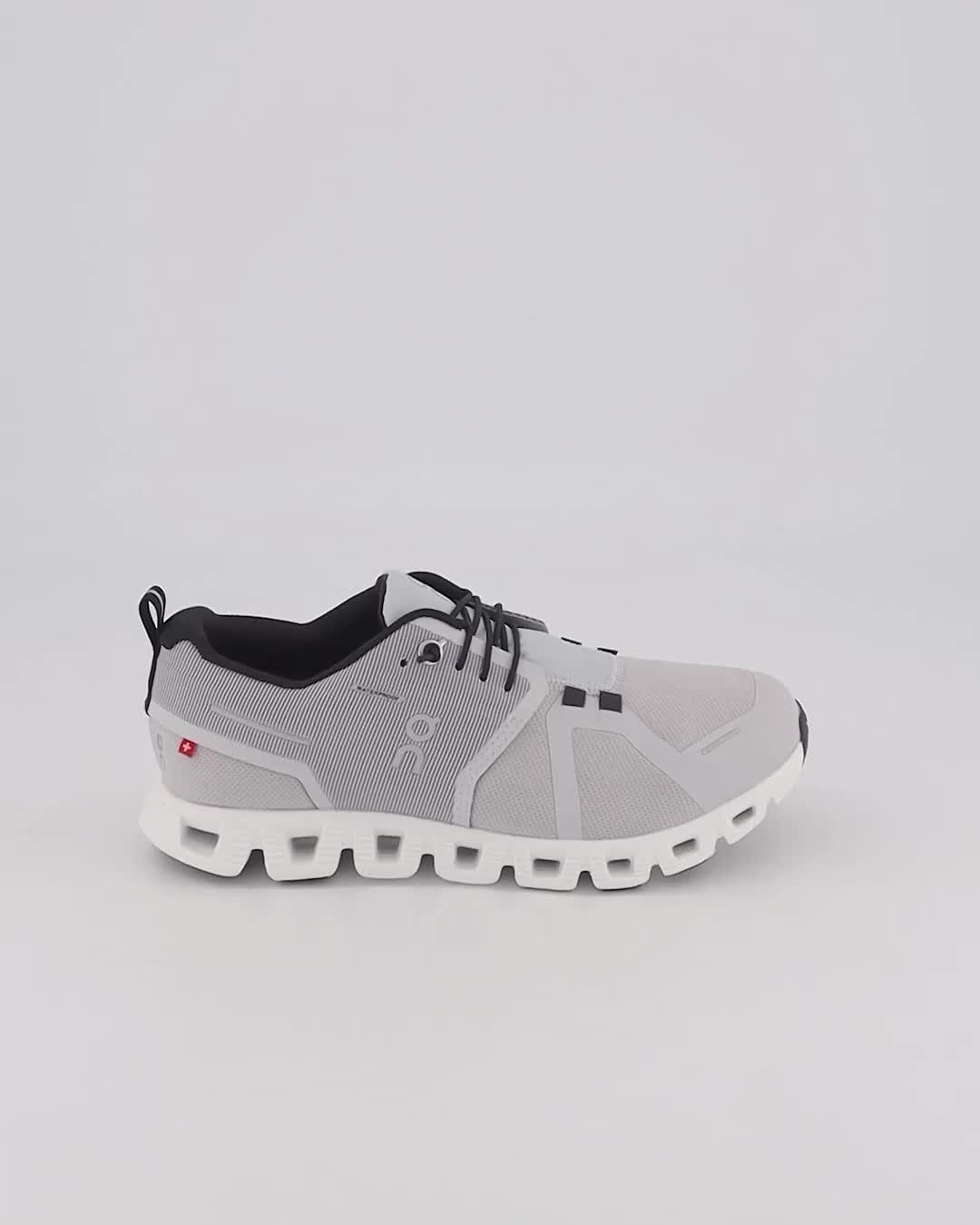 On Running Cloud 5 Waterproof Trainers Glacier White F - Women's Trainers