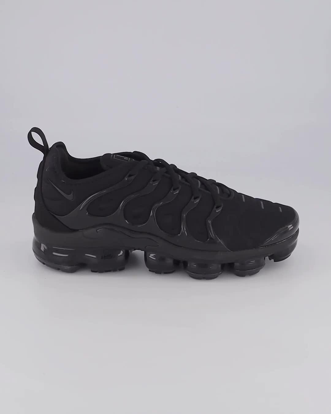 Nike air vapormax hotsell plus men's black/black/dark grey