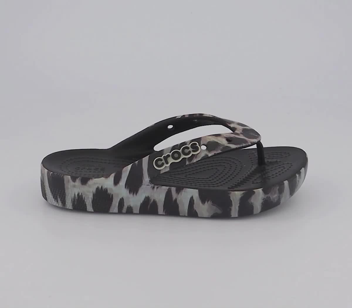 Leopard print hot sale crocs flip flops