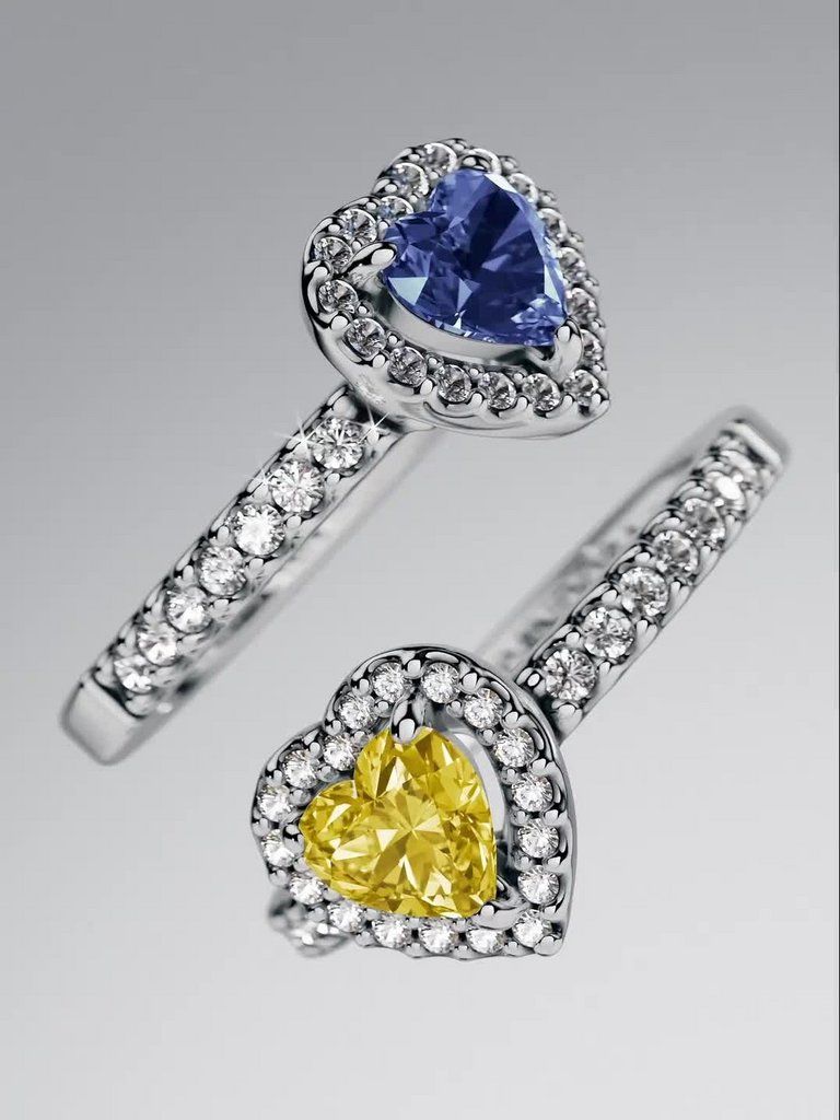 Sparkling Elevated Heart Ring