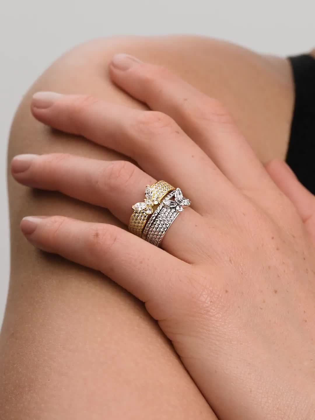 Sparkling Butterfly Bold Ring