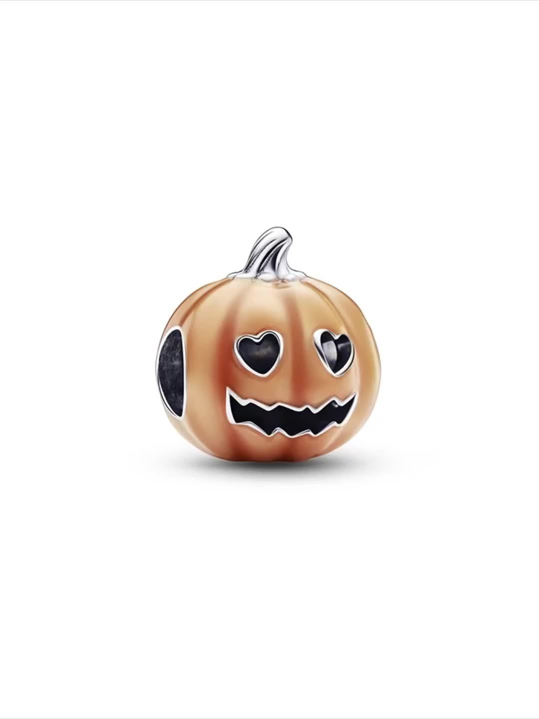 Glow-in-the-dark Spooky Pumpkin Charm