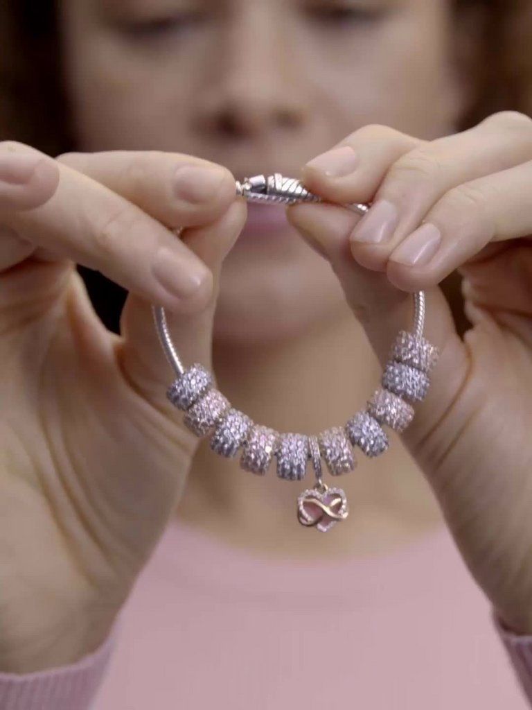 Easy-Close Magnetic Clasp Snake Chain Bracelet