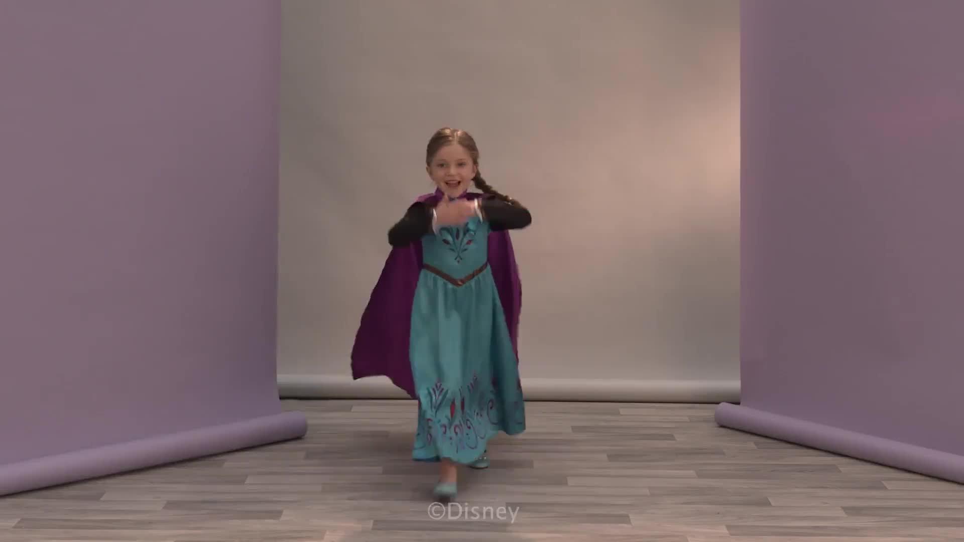 Kids' Transforming 2-in-1 Reversible Elsa Costume - Disney Frozen