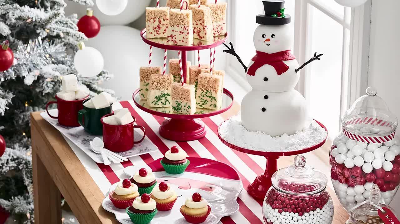 Christmas Party Decorations & Supplies | Party City