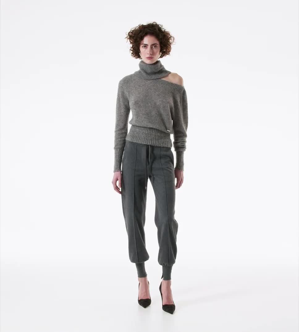 SNK001-YAX935_IG344_OS_V.mp4 image